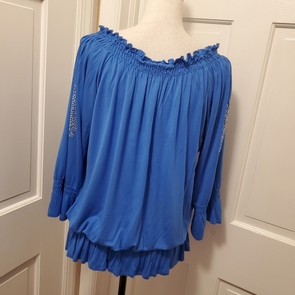 Dressbarn Blue with Brushed silvertone appliques the front & sleeves Size 1X - Picture 2 of 7